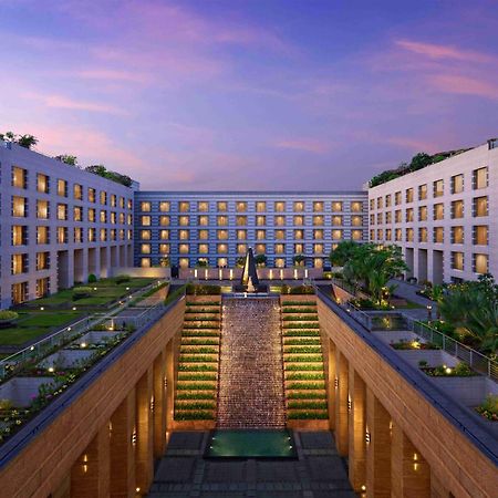 Grand Hyatt Mumbai Hotel And Residences Екстер'єр фото The Park, Hyderabad