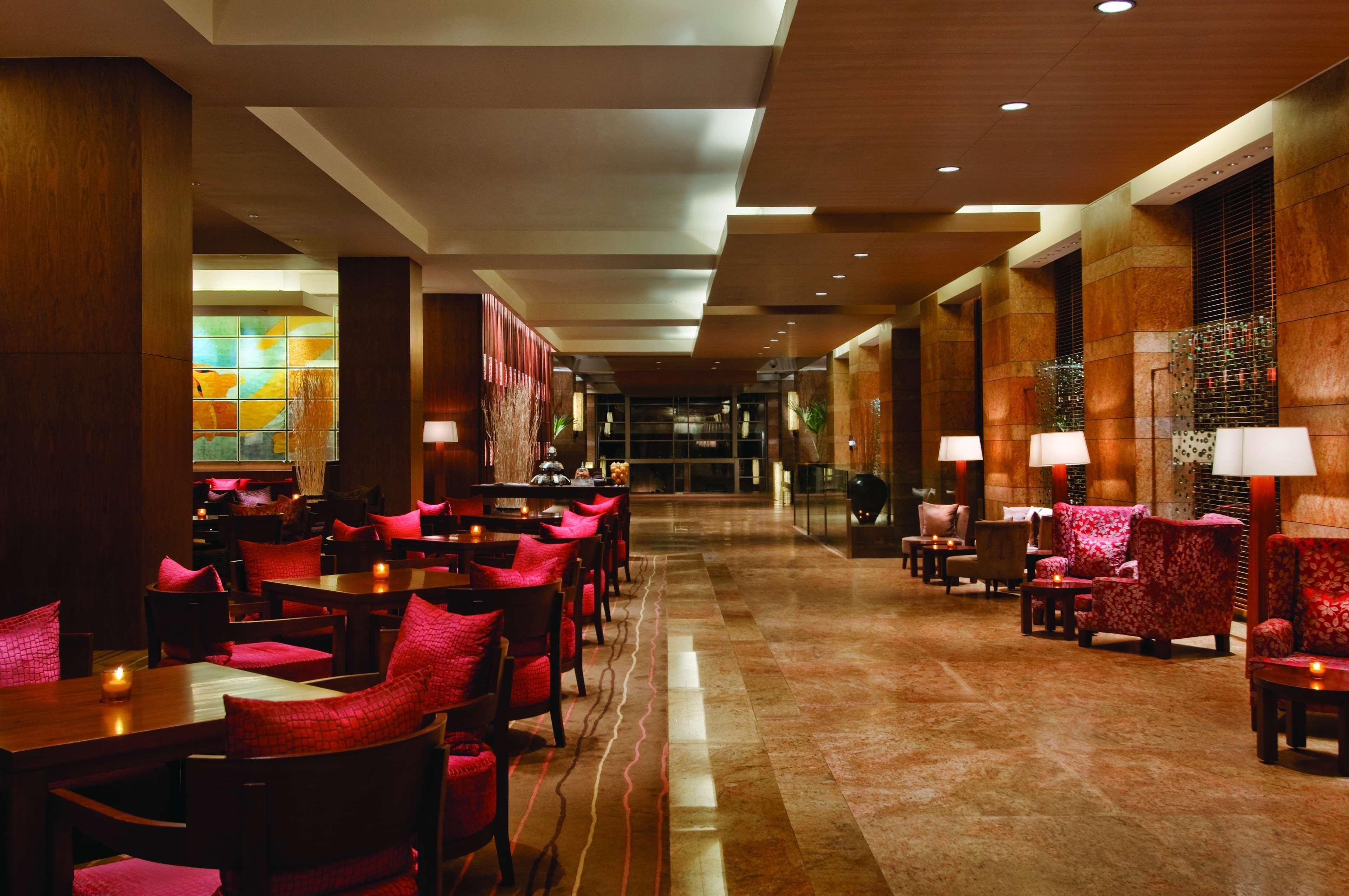 Grand Hyatt Mumbai Hotel And Residences Екстер'єр фото Lobby