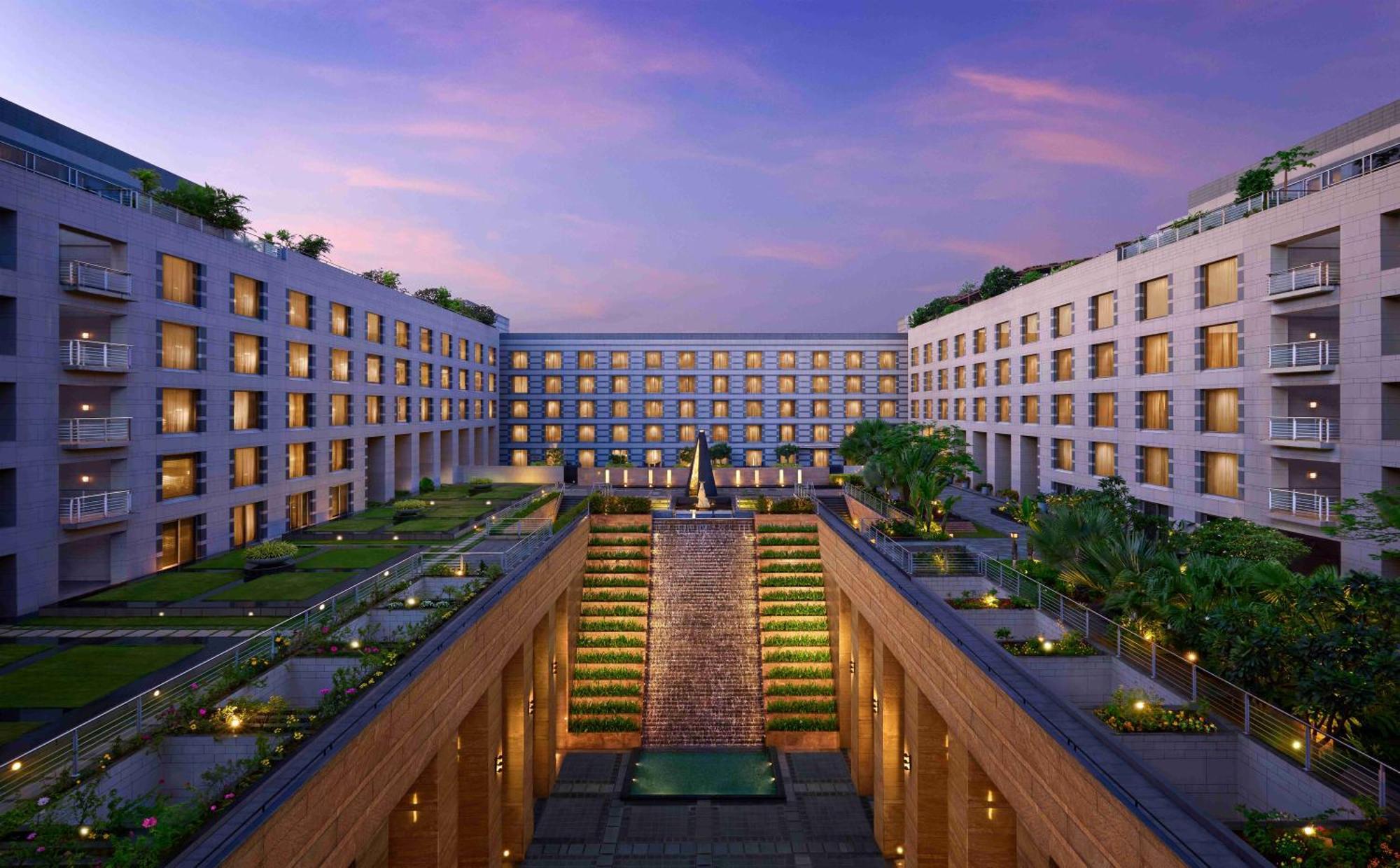 Grand Hyatt Mumbai Hotel And Residences Екстер'єр фото The Park, Hyderabad